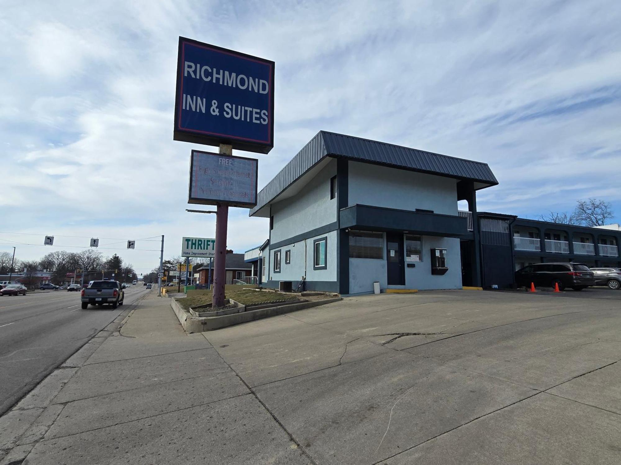 Richmond Inn And Suites Exterior foto