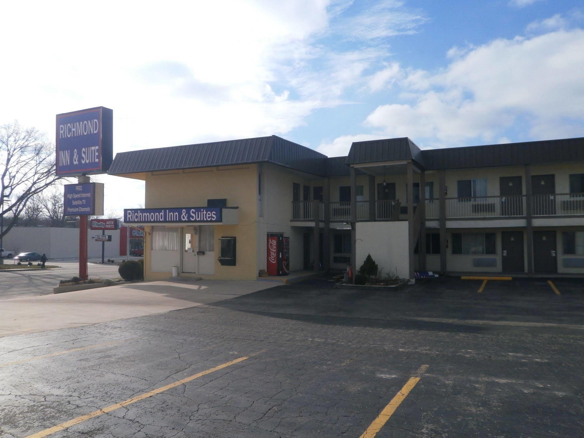 Richmond Inn And Suites Exterior foto